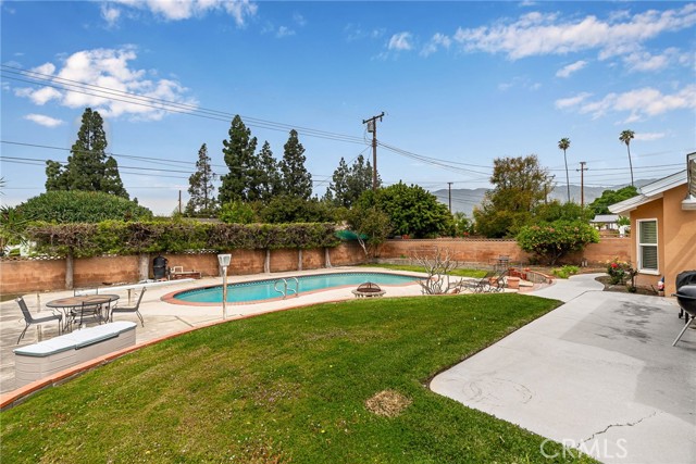 Detail Gallery Image 17 of 21 For 125 Sandalwood Pl, Glendora,  CA 91741 - 3 Beds | 2 Baths