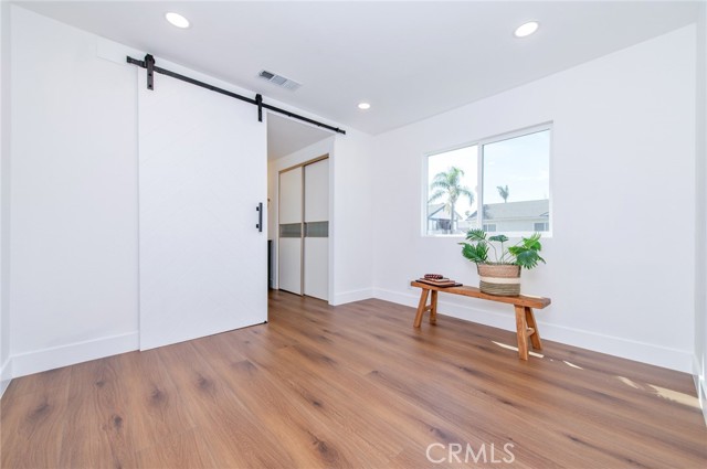 22733 Islamare, Lake Forest CA: https://media.crmls.org/medias/3cce69de-6360-4981-9e78-ddc0e6eb3468.jpg