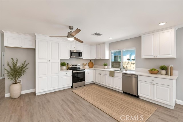 25308 Via Pacifica photo 10