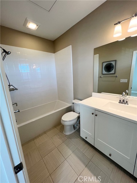 Detail Gallery Image 20 of 24 For 108 Mighty Oak, Irvine,  CA 92602 - 3 Beds | 3 Baths