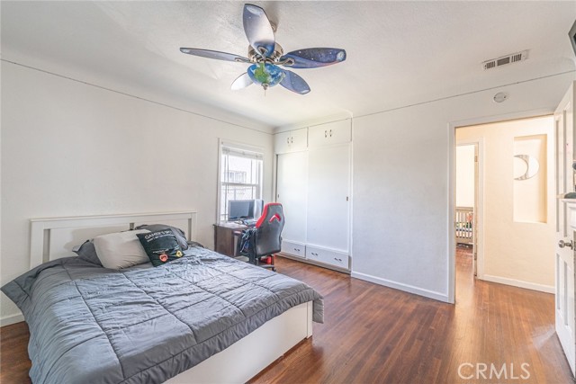 601 S Pearl Avenue, Compton CA: https://media.crmls.org/medias/3cd081b7-8b8c-4874-a9c8-5d86608d501e.jpg