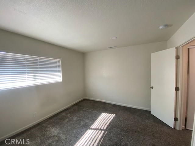 20381 Zuni Road, Apple Valley CA: https://media.crmls.org/medias/3cd127a6-c708-4940-89ee-cd50de284a3d.jpg