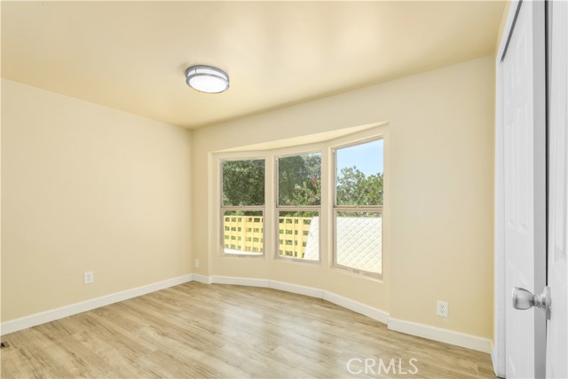 7112 Sonja Lu Lane, Lucerne CA: https://media.crmls.org/medias/3cd18a99-81d5-4060-b528-b668ede1c2e5.jpg