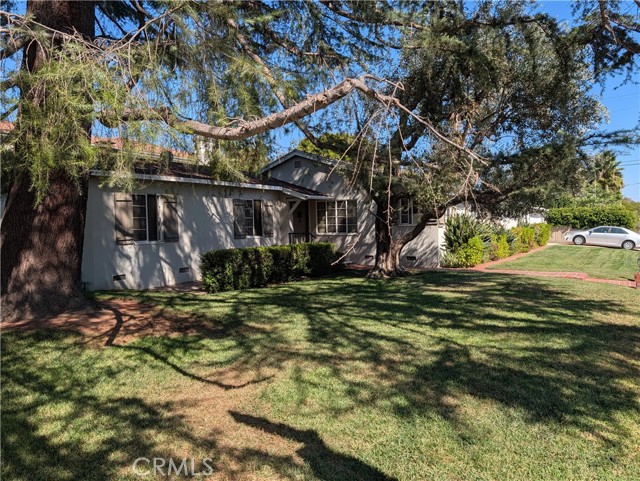 11581 Valley Spring Ln photo 4