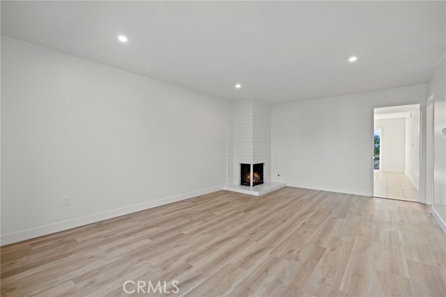 Detail Gallery Image 2 of 36 For 3131 Laurel Avenue #3,  Fullerton,  CA 92835 - 2 Beds | 2 Baths