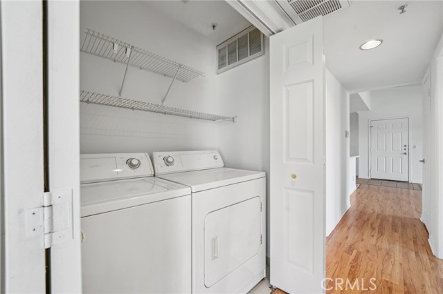 Detail Gallery Image 27 of 39 For 1995 Las Colinas Cir #307,  Corona,  CA 92879 - 2 Beds | 2 Baths