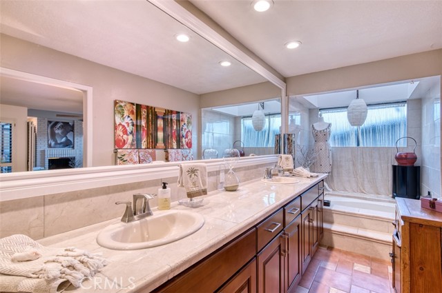 Detail Gallery Image 16 of 42 For 22736 Barlovento, Mission Viejo,  CA 92692 - 4 Beds | 2/1 Baths