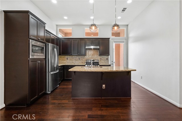 Detail Gallery Image 11 of 63 For 11253 Paseo Lomaso, Porter Ranch,  CA 91326 - 2 Beds | 2 Baths