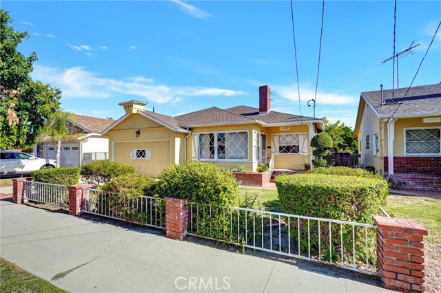 Detail Gallery Image 1 of 1 For 10920 Kittridge St, North Hollywood,  CA 91606 - 3 Beds | 2 Baths