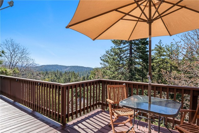Detail Gallery Image 5 of 60 For 183 Chipmunk Dr, Lake Arrowhead,  CA 92391 - 6 Beds | 5/1 Baths