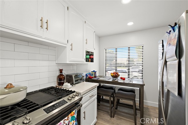 4292 Howard Avenue, Los Alamitos CA: https://media.crmls.org/medias/3cd5c037-bb64-485f-9a10-ce417d0e392b.jpg