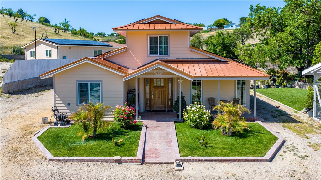 3890 Hillcrest