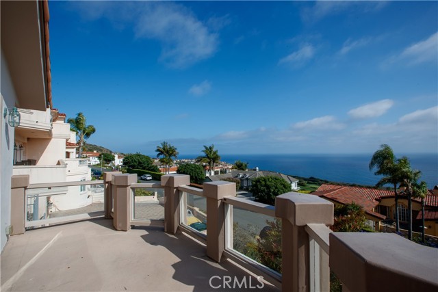 3355 Palo Vista Drive, Rancho Palos Verdes CA: https://media.crmls.org/medias/3cd68418-fcca-42de-808d-d19e984bdd47.jpg