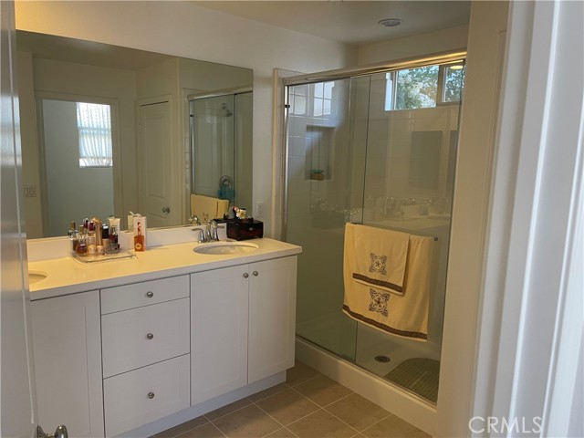 Detail Gallery Image 9 of 12 For 406 Vista Dr, Claremont,  CA 91711 - 3 Beds | 3 Baths