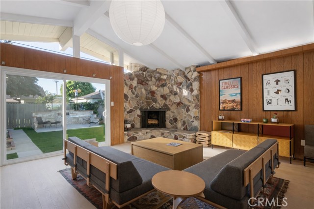 Detail Gallery Image 27 of 37 For 11623 S Dehn, Inglewood,  CA 90303 - 3 Beds | 2 Baths