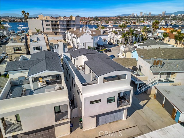 Detail Gallery Image 39 of 39 For 317 E Bay Ave, Newport Beach,  CA 92661 - 4 Beds | 4 Baths