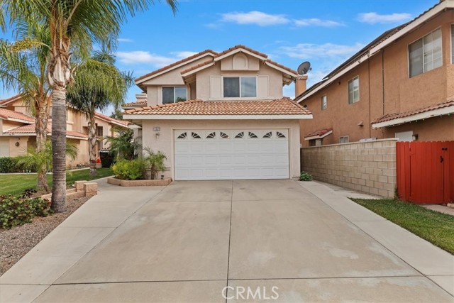 Detail Gallery Image 4 of 41 For 11331 Sarah Ct, Fontana,  CA 92337 - 4 Beds | 2/1 Baths