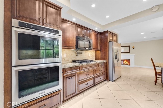 1070 Cannon Road, Riverside CA: https://media.crmls.org/medias/3cd7caab-0b9b-40fb-a983-2ac3a92772e6.jpg