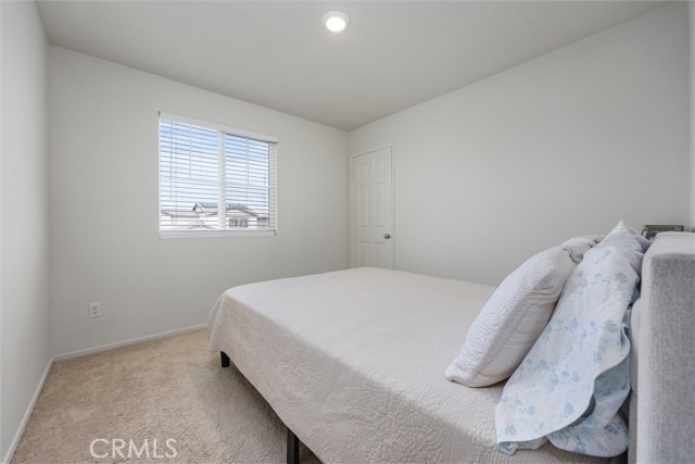 Detail Gallery Image 20 of 34 For 11115 Guaranda Pl, Bakersfield,  CA 93306 - 5 Beds | 3 Baths