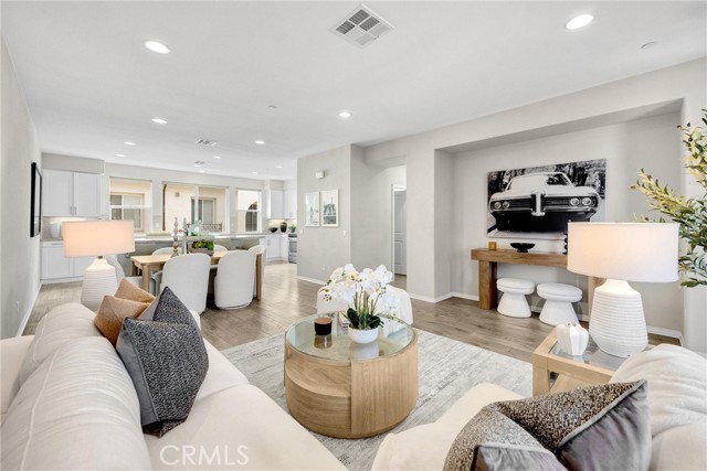 Detail Gallery Image 18 of 45 For 8252 Orangethorpe Ave, Buena Park,  CA 90621 - 3 Beds | 2/1 Baths