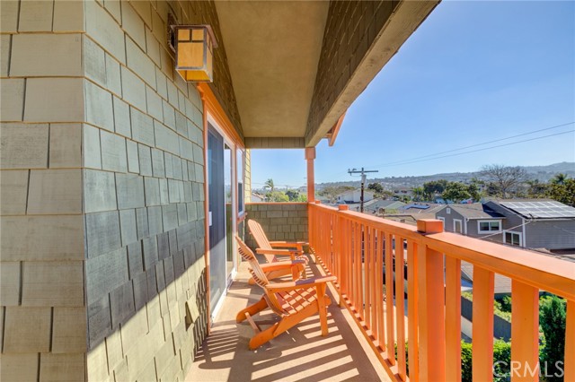 1219 Irena Avenue, Redondo Beach, California 90277, 5 Bedrooms Bedrooms, ,5 BathroomsBathrooms,Residential,Sold,Irena,SB21226617