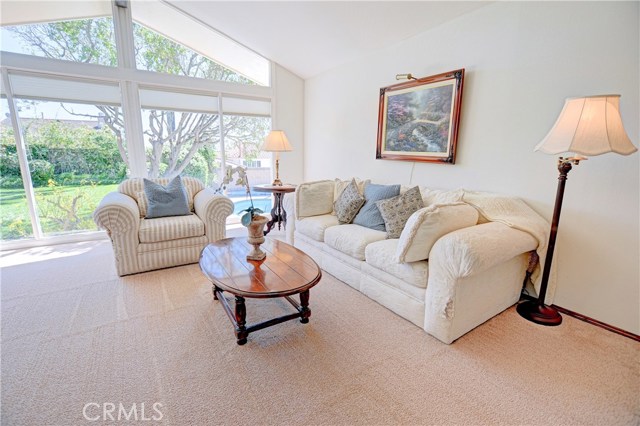 5750 Whitecliff Drive, Rancho Palos Verdes, California 90275, 4 Bedrooms Bedrooms, ,3 BathroomsBathrooms,Residential,Sold,Whitecliff,SB17051004