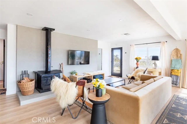 4044 Polaris Avenue, Joshua Tree CA: https://media.crmls.org/medias/3cd9bab8-13d8-423b-9ef7-43702902e96d.jpg