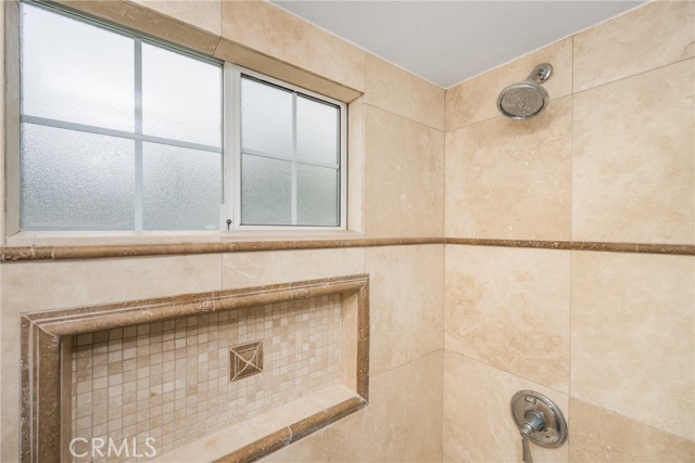 19201 Barrett Lane, North Tustin CA: https://media.crmls.org/medias/3cd9ec67-01f7-40a5-ae8b-d20a904d8b9f.jpg