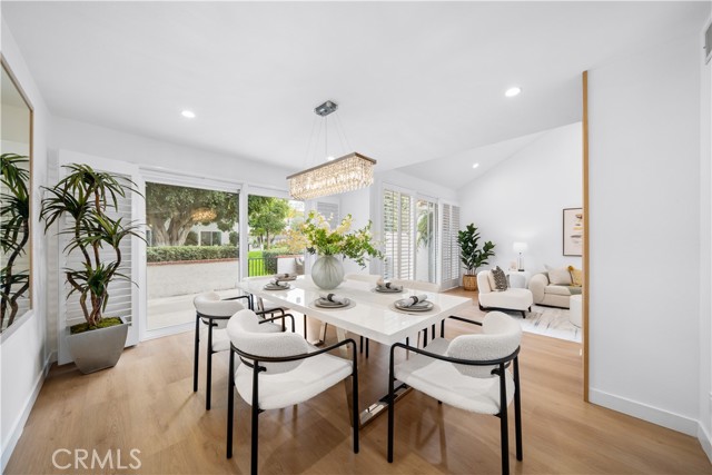 456 Vista Roma, Newport Beach CA: https://media.crmls.org/medias/3cda9ebd-4d44-40c0-978f-53ad21b6888c.jpg