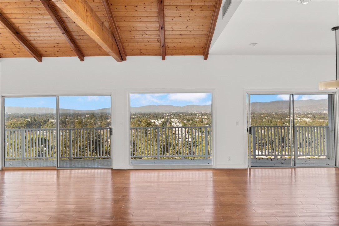 Detail Gallery Image 9 of 71 For 4248 Vanetta Dr, Studio City,  CA 91604 - 5 Beds | 4/1 Baths