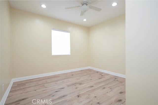 10955 Burnet Avenue, Mission Hills (San Fernando) CA: https://media.crmls.org/medias/3cdb7d5c-a519-42dd-a642-bc102978edf2.jpg