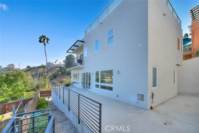 Detail Gallery Image 39 of 43 For 2608 Corralitas Dr, Silver Lake Los Angeles,  CA 90039 - 3 Beds | 2/1 Baths