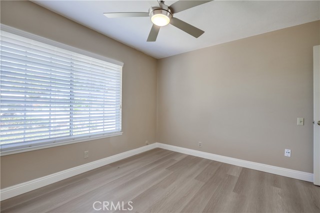Image 31 of 58 For 24482 Chrisanta Drive