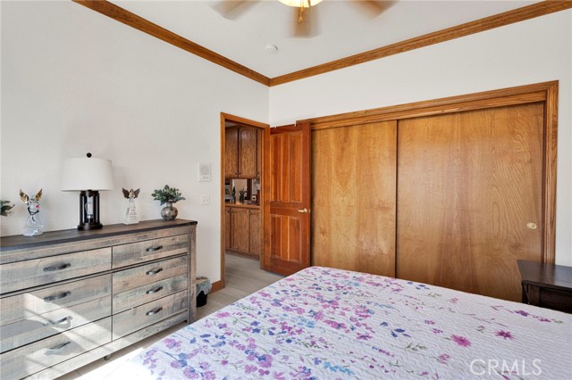 Detail Gallery Image 21 of 56 For 19985 Red Feather, Apple Valley,  CA 92307 - 3 Beds | 2/1 Baths