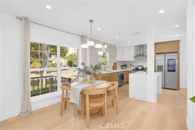 3306 San Anseline Avenue, Long Beach CA: https://media.crmls.org/medias/3cdd4fc0-99be-4cdf-984c-7347d35daf2d.jpg