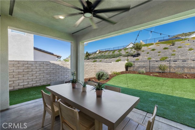 Detail Gallery Image 50 of 74 For 28445 Sunny Ridge Terrace, Castaic,  CA 91384 - 4 Beds | 3/1 Baths