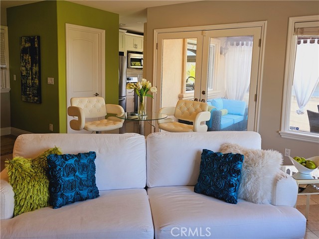 Detail Gallery Image 11 of 30 For 427 19th St, Manhattan Beach,  CA 90266 - 2 Beds | 1/1 Baths