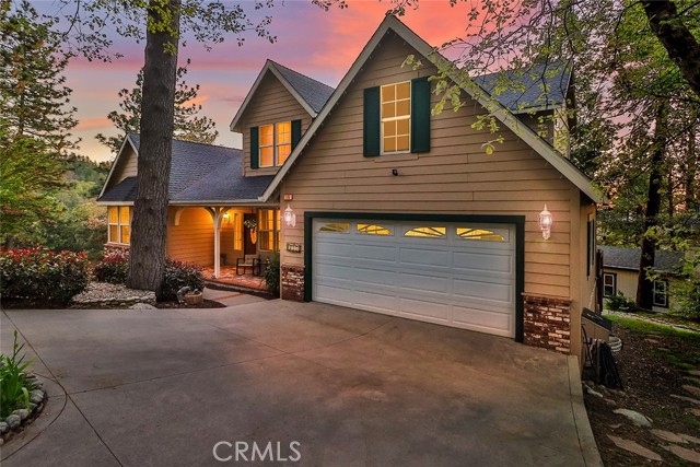 176 Pine Ridge Road, Crestline CA: https://media.crmls.org/medias/3cde629f-d6a2-4545-a179-a0e58a2d9645.jpg
