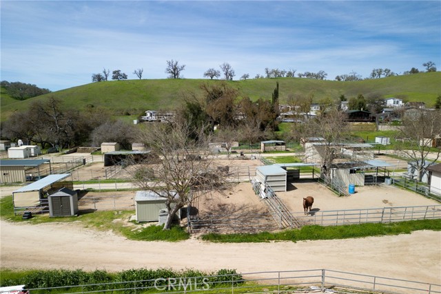 Detail Gallery Image 39 of 46 For 1948 Willowbrook, Paso Robles,  CA 93446 - 4 Beds | 2 Baths