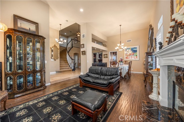 16015 Ranch House Rd, Chino Hills CA: https://media.crmls.org/medias/3cdffadb-e515-4f33-a03b-bec4a0f5b746.jpg