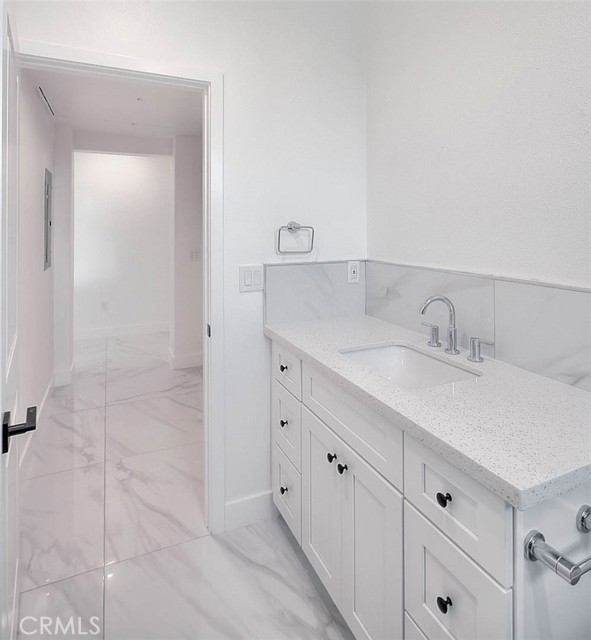 Detail Gallery Image 3 of 33 For 7341 9th St #5,  Buena Park,  CA 90621 - 2 Beds | 2 Baths