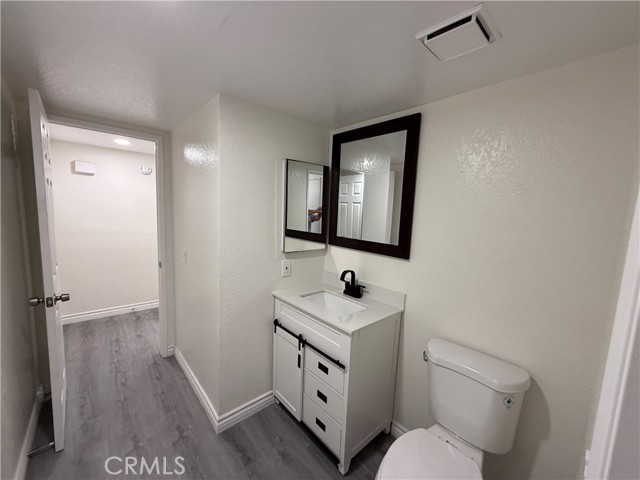 Detail Gallery Image 14 of 33 For 13577 Red Mahogany Dr, Moreno Valley,  CA 92553 - 3 Beds | 2/1 Baths