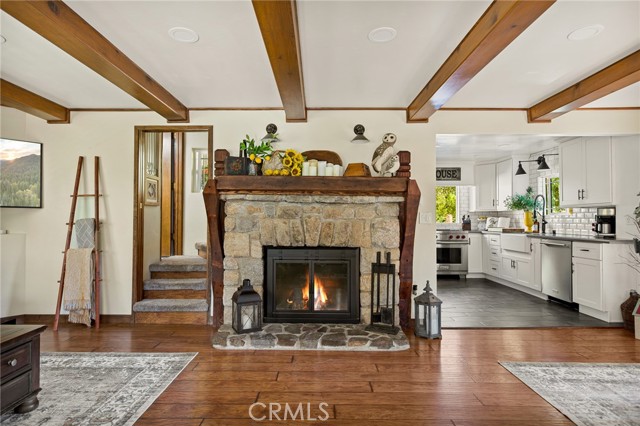 243 Manzanita Drive, Lake Arrowhead CA: https://media.crmls.org/medias/3ce354d4-4a3c-4762-864b-f4a2df93b8e3.jpg