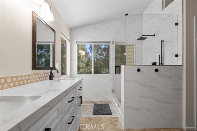 19711 Koji Court, Canyon Country CA: https://media.crmls.org/medias/3ce3cc24-5b09-462b-9a87-9b84e3662963.jpg