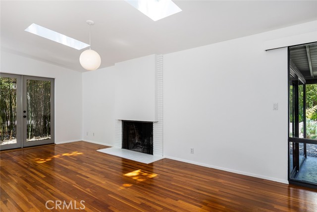 Detail Gallery Image 7 of 20 For 1947 Holliston Ave, Altadena,  CA 91001 - 2 Beds | 1 Baths