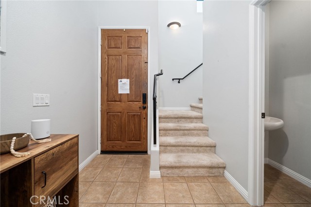 Detail Gallery Image 15 of 35 For 16741 Tim Ln, Van Nuys,  CA 91406 - 4 Beds | 3 Baths