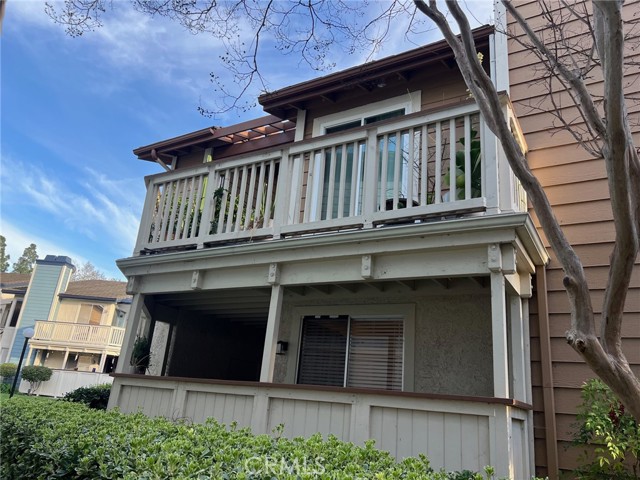 Detail Gallery Image 3 of 33 For 2402 Pleasant Way #H,  Thousand Oaks,  CA 91362 - 2 Beds | 1 Baths