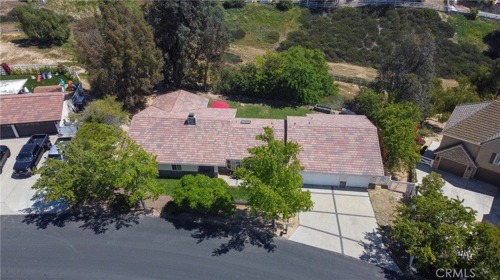 MLS #OC25098345 img 15