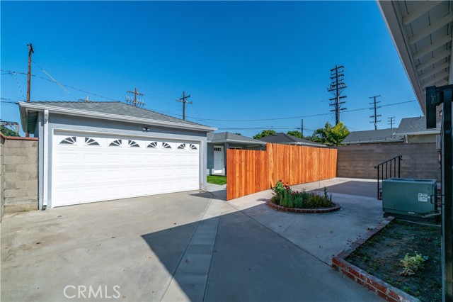 Detail Gallery Image 24 of 56 For 4622 Dunrobin Ave, Lakewood,  CA 90713 - – Beds | – Baths