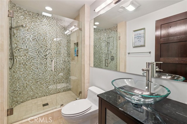 357 Coast S Boulevard, La Jolla CA: https://media.crmls.org/medias/3ce7b825-f886-4f00-aa7a-5463e0ab0846.jpg